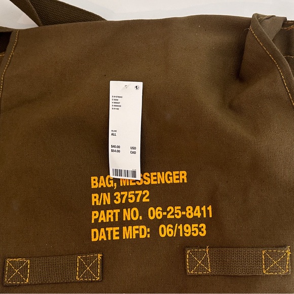 UO x Rothco Heavyweight Classic Canvas Messenger Bag in Olive Drab NWT - Picture 3 of 11
